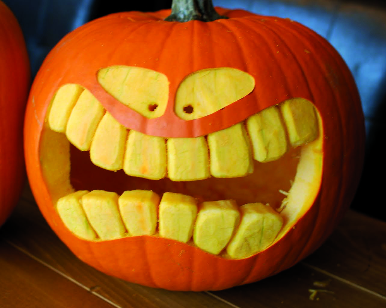 Inspired Pumpkin Carving Swoon Memorial. charlie brown pumpkin carving desi...